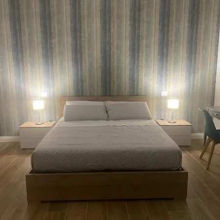 Konukevi Il Pavone 3*